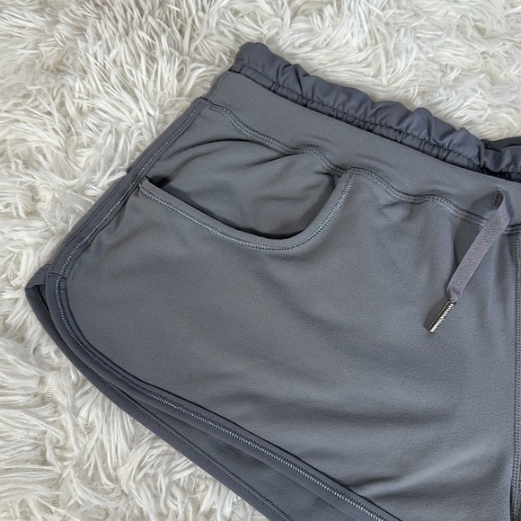 Lululemon Strength and Tone Shorts in Fossil - Picture 3 of 10